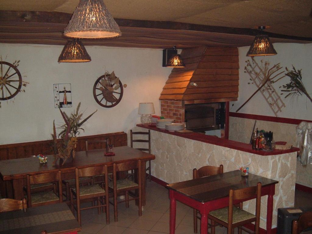 Hotel Les 3 Marmottes à Lus-la-Croix-Haute Extérieur photo
